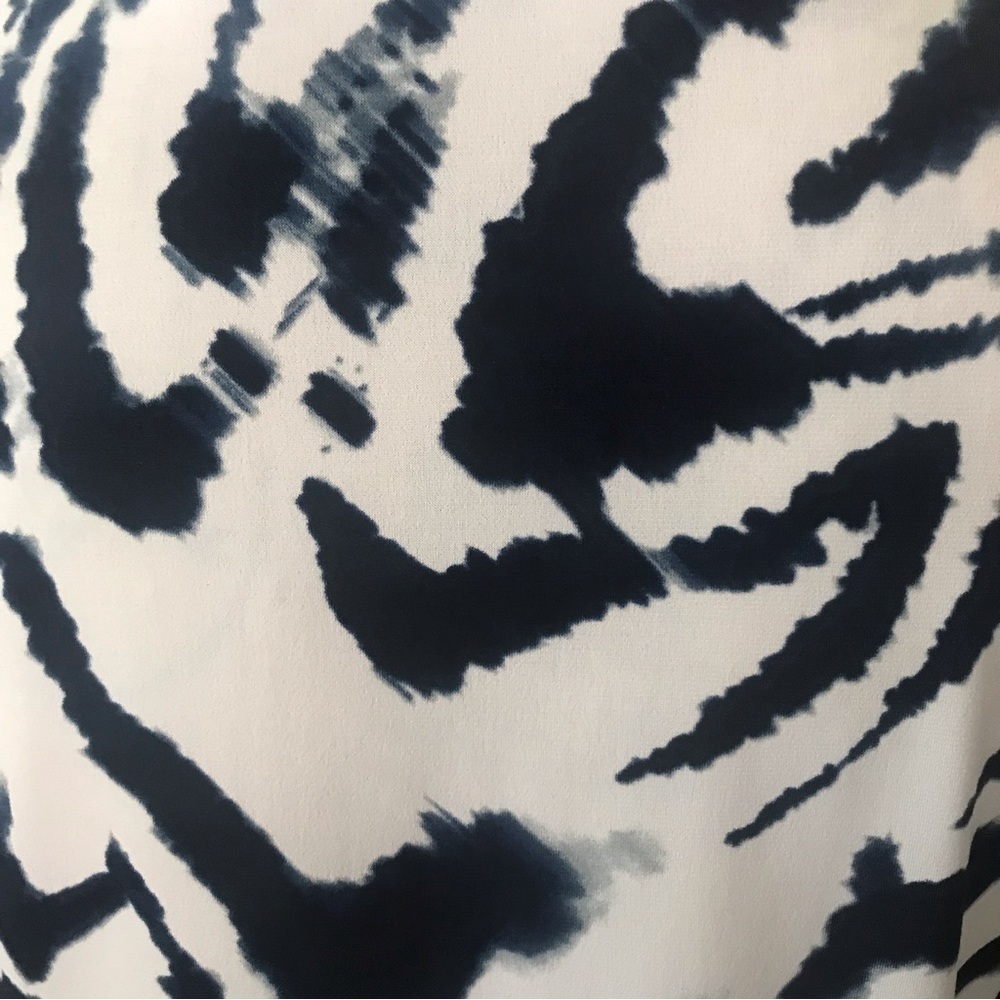 Easywear By Chico's Blue White Tie Dye 2 Large 3/4 Sleeves Pullover Top - Picture 5 of 6